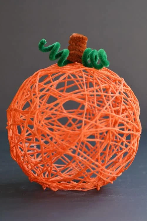 How to Make Yarn Pumpkins